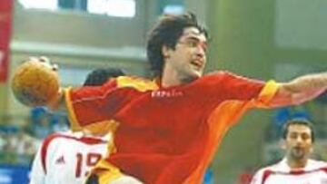 <b>LANZADO. </b>Raúl Enterríos tuvo sus momentos mágicos.