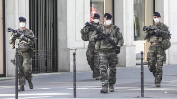 PARIS, FRANCE - APRIL 22: French Soldiers wearing masks are seen  patrolling Boulevard De La Madeleine on April 22, 2020 in Various Cities, France. The Coronavirus (COVID-19) pandemic has spread to many countries across the world, claiming over 170,000 li