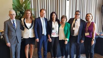 Mar&iacute;a Jos&eacute; Rienda posa junto al director General de la AMA Oliver Niggli y el director de la AEPSAD Jos&eacute; Luis Terreros entre otros en la XIX Asamblea del Consejo Americano del Deporte en Punta del Este.