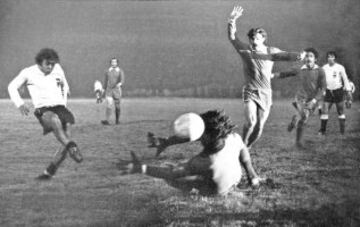 En Montevideo se terminó la ilusión del cacique aquella edición. Derrota 2-1 ante Independiente y la primera copa para Chile se escapaba.