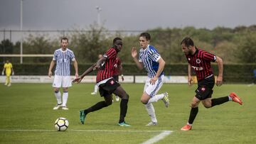 Iñigo Martínez y Januzaj no estarán para recibir al Villarreal
