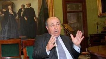 "El Granada tendrá el campo aun sin convenio"