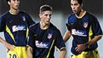 <B>EL FUTURO</B>. Luis García (24 años) parece todo un veterano al lado de Torres (18) y Jorge (21).