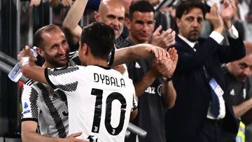 Paulo Dybala y Giorgio Chiellini.