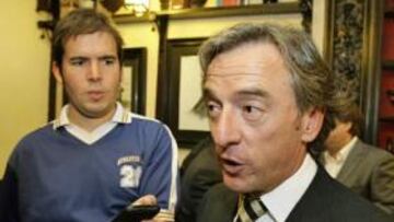 Pitarch: "Hay que respetar la costumbre de ganar al Barça en el Calderón"