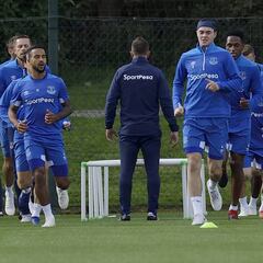 DT de Everton: "Yerry Mina está mejorando cada día"