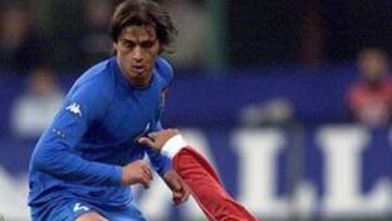 <B>INTERNACIONAL.</B> A su dilatada trayectoria en la Juventus, Tacchinardi añade una notable experiencia con la selección italiana.
