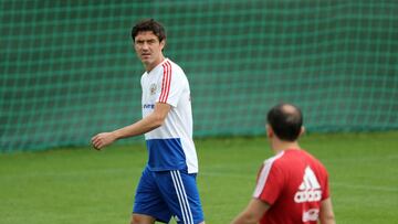 Yuri Zhirkov durante un entrenamiento con la selecci&oacute;n.