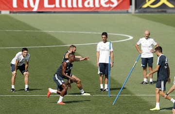 El Madrid prepara su estreno liguero ante el Getafe