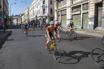 Subidas en adoquines, el borde costero y los cerros de Valparaíso fueron el escenario de la Clásica Puerto Patrimonio.