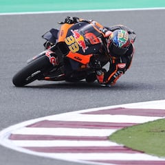Binder lidera el FP1 con las Honda y las Suzuki delante