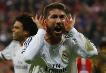 Sergio Ramos celebra el 0-2.