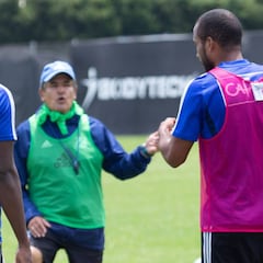 Millonarios entrena definición en juego y Duque en diferenciado