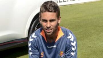 Rossi puede ser titular si llega su tránsfer.