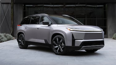 Toyota Highlander 2027 llega a México: ¿Cómo SUV híbrido o eléctrico?