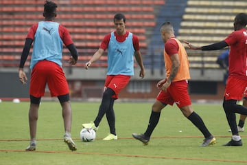 El técnico Bobadilla utilizaría un equipo mixto para visitar al América, la próxima semana recibirá a Atlético Tucumán por la Copa Libertadores.