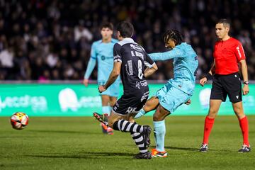 Koundé, en el encuentrod e octavos de Copa del Rey ante Unionistas.