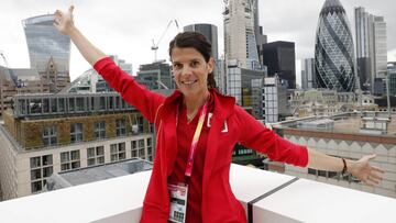 GRA064. LONDRES, 07/08/2017.- La saltadora española Ruth Beitia posa en la terraza del hotel de concentración del equipo español, tras la rueda de prensa que ofreció esta mañana antes de su participación en el Campeonato mundial de Atletismo que se celebra en Londres. EFE/Lavandeira JR