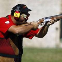 Alberto Fernández acaba cuarto tras ir en primera posición