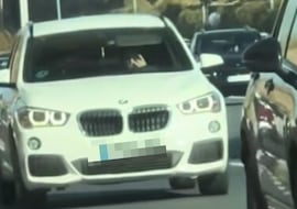 Graban a una mujer haciendo esto mientras conducía cerca de Madrid: ¿se merece lo que le están diciendo en TikTok?