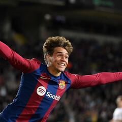 Marc Guiu arrasa en redes sociales: quintuplica sus seguidores en menos de una hora