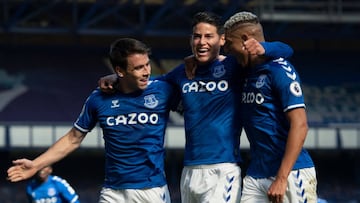 James Rodríguez anota y da asistencia en goleada de Everton sobre West Bromwich.