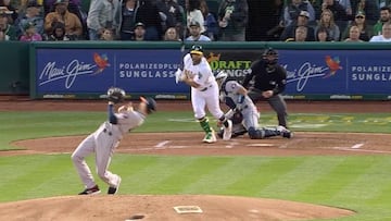 "It's Neo! He is the one": Baseball pitcher shows off reflexes