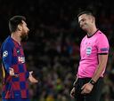 Michael Oliver, árbitro del Barça-PSG