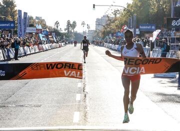 Media Maratón Valencia Trinidad Alfonso EDP, en imágenes