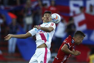 Con goles de Chará y Teófilo, Junior derrotó al DIM de visitante y retomó el liderato de la Liga con 31 puntos