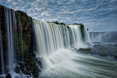 Cataratas Floriano en las Cataratas del Iguazú en Brasil.