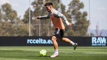 Fran Beltrán durante un entrenamiento con el Celta en la ciudad deportiva.