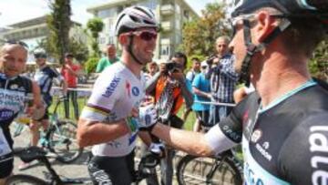 Cavendish y Renshaw, primero y tercero.