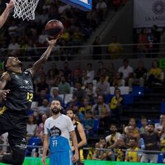 McFadden guia la exhibición del Iberostar ante Obradoiro