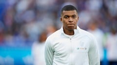 Kylian Mbappe (Paris Saint-Germain) of France prior the UEFA Nations League League A Group 1 match between France and Croatia at Stade de France on June 13, 2022 in Paris, France. (Photo by Jose Breton/Pics Action/NurPhoto via Getty Images)