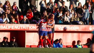 Jugadoras del Atl&eacute;tico en un partido en Alcal&aacute;. 