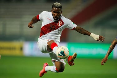 "Farfán ya debe retirarse"