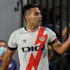Iraola pone en duda la reaparición de Falcao