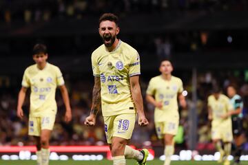 Layún is hoping to end his second spell at América with a third Liga MX title with Las Águilas. 
