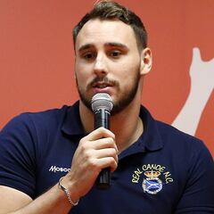 Víctor Gutiérrez carga contra Xavi: "Deja de hacer el ridículo"