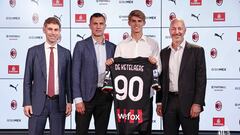 Oficial: De Ketelaere es del Milan