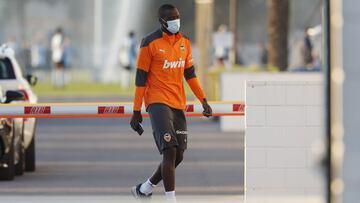 21/11/20 ENTRENAMIENTO DEL VALENCIA CF
PARKING
DIAKHABY
