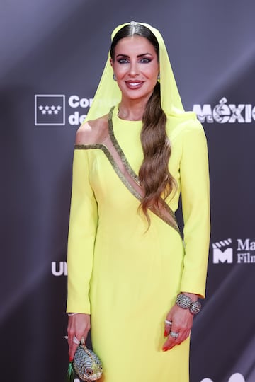 Beatriz Jarr¨ªn posa en la alfombra roja.