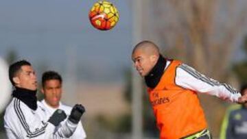 Pepe, en el entrenamiento del Real Madrid.