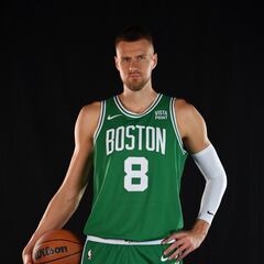 Porzingis echa la culpa de su ausencia en el Mundial a unas zapatillas