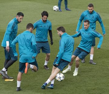 Isco, Borja Mayoral, Casilla, Lucas Vázquez, Nacho y Ceballos. 



