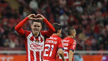  Pavel Perez celebrates his goal 2-1 of Guadalajara during the 4th round match between Guadalajara and Toluca as part of the Torneo Clausura 2024 Liga MX at Akron Stadium on January 30, 2024 in Guadalajara, Jalisco, Mexico.