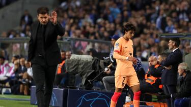 Porto (Portugal), 05/07/2022.- Atletico Madrid's Joao Felix reacts after being substituted during the Champions League group B soccer match between FC Porto and Atletico Madrid, in Porto, Portugal, 01 November 2022. (Liga de Campeones) EFE/EPA/JOSE COELHO