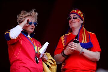 Las mejores imágenes de los aficionados desplazados a la Copa Mundial Femenina de Fútbol celebrada en Francia para animar a sus respectivas selecciones.