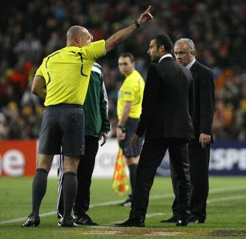 Mark Clattenburg expulsa a Pep Guardiola en el Barcelona-Bayern de la temporada 2008-2009.